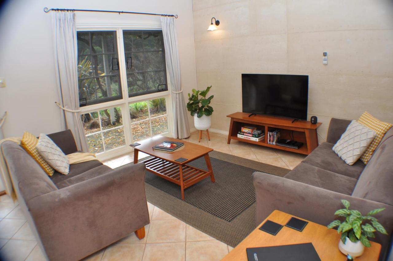 Villa Big Brook Retreat Pemberton Habitación foto
